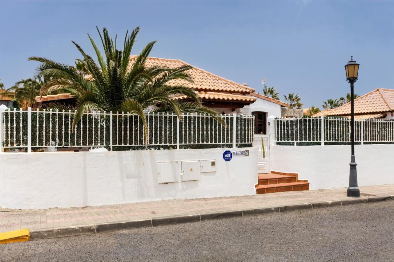 Villa Relax Deluxe Private Pool Corralejo By Holidays Home Esterno foto